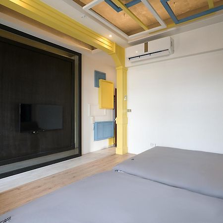 琉球茶室 現代館 Bed and Breakfast Xiaoliuqiu Eksteriør billede