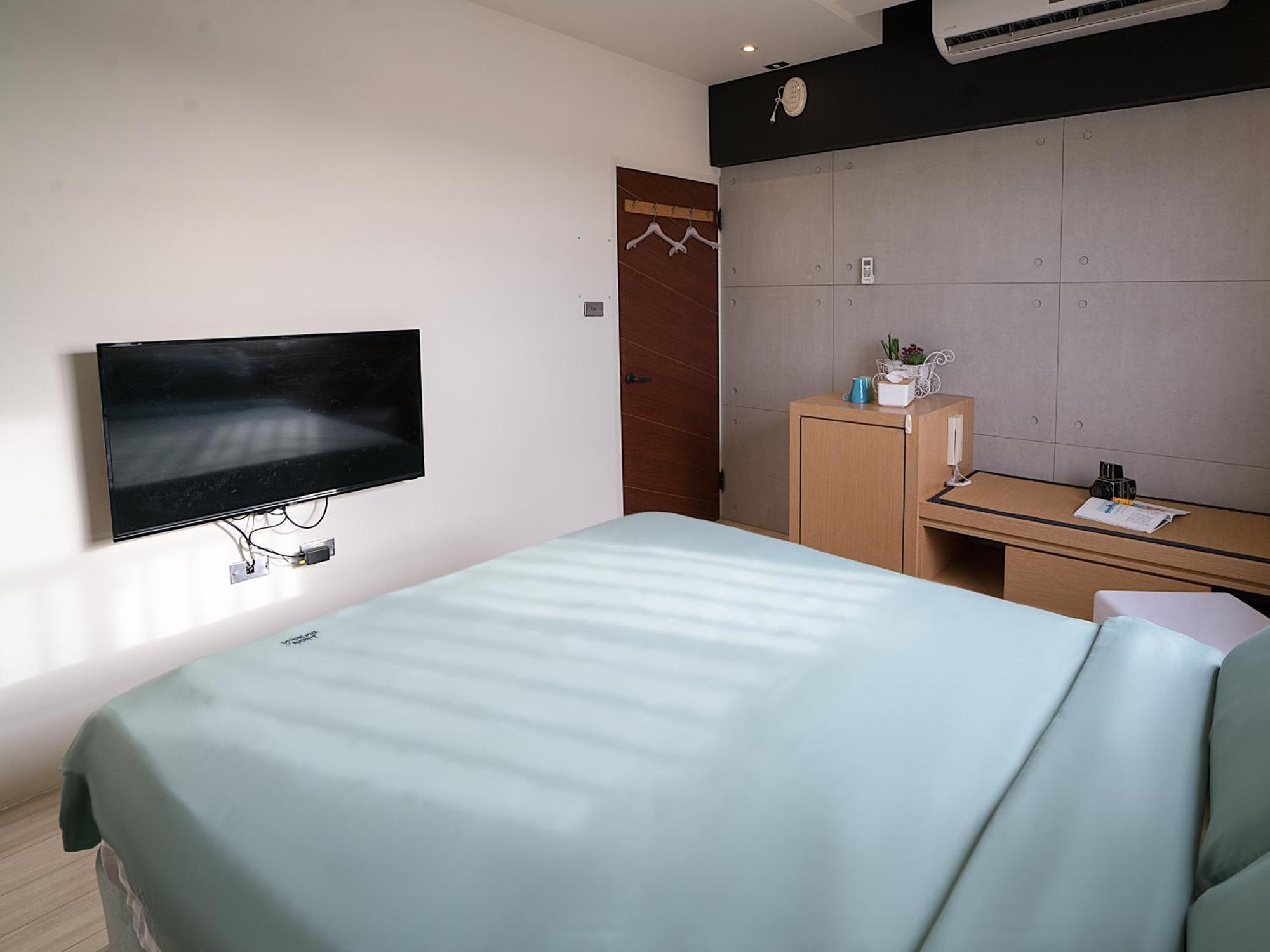 琉球茶室 現代館 Bed and Breakfast Xiaoliuqiu Eksteriør billede