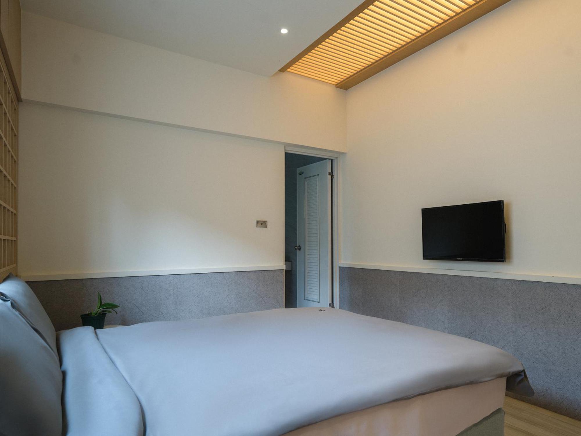 琉球茶室 現代館 Bed and Breakfast Xiaoliuqiu Eksteriør billede