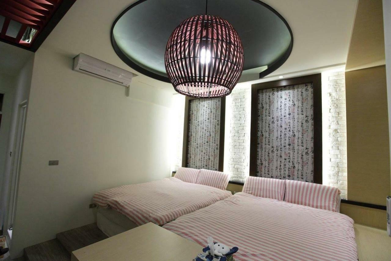 琉球茶室 現代館 Bed and Breakfast Xiaoliuqiu Eksteriør billede