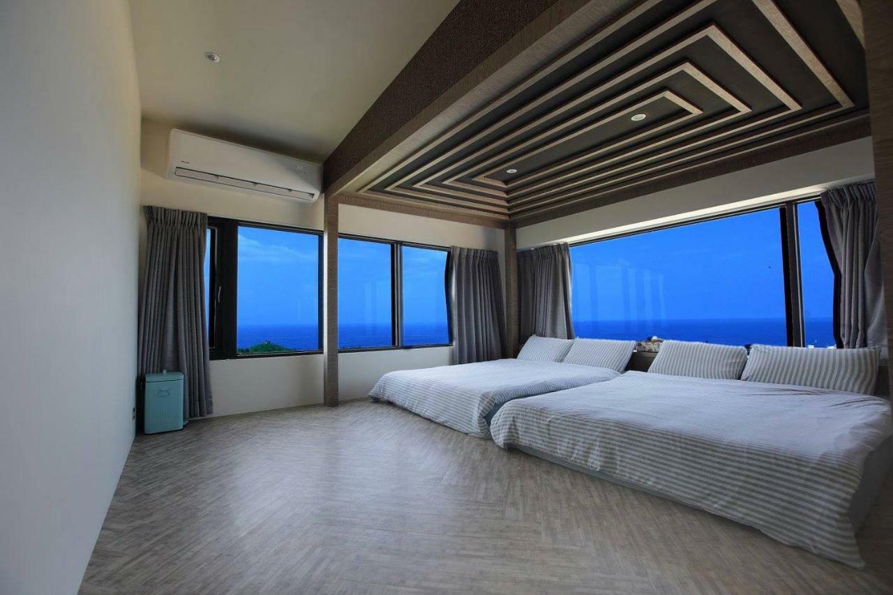 琉球茶室 現代館 Bed and Breakfast Xiaoliuqiu Eksteriør billede
